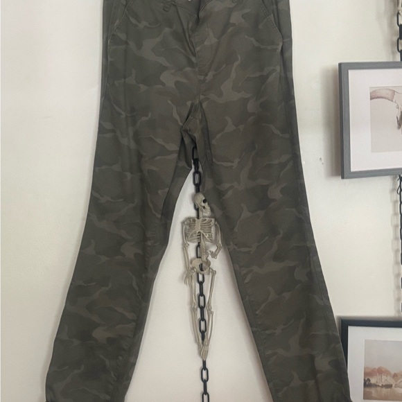 Torrid Weekend Boyfriend Stretch Twill Mid Rise Pant - Camo Cadet - Picture 7 of 12